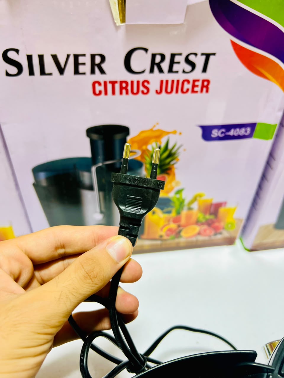 Silver Crest Fruit Juicer – 2-Speed Electric Juice Extractor for Home Use